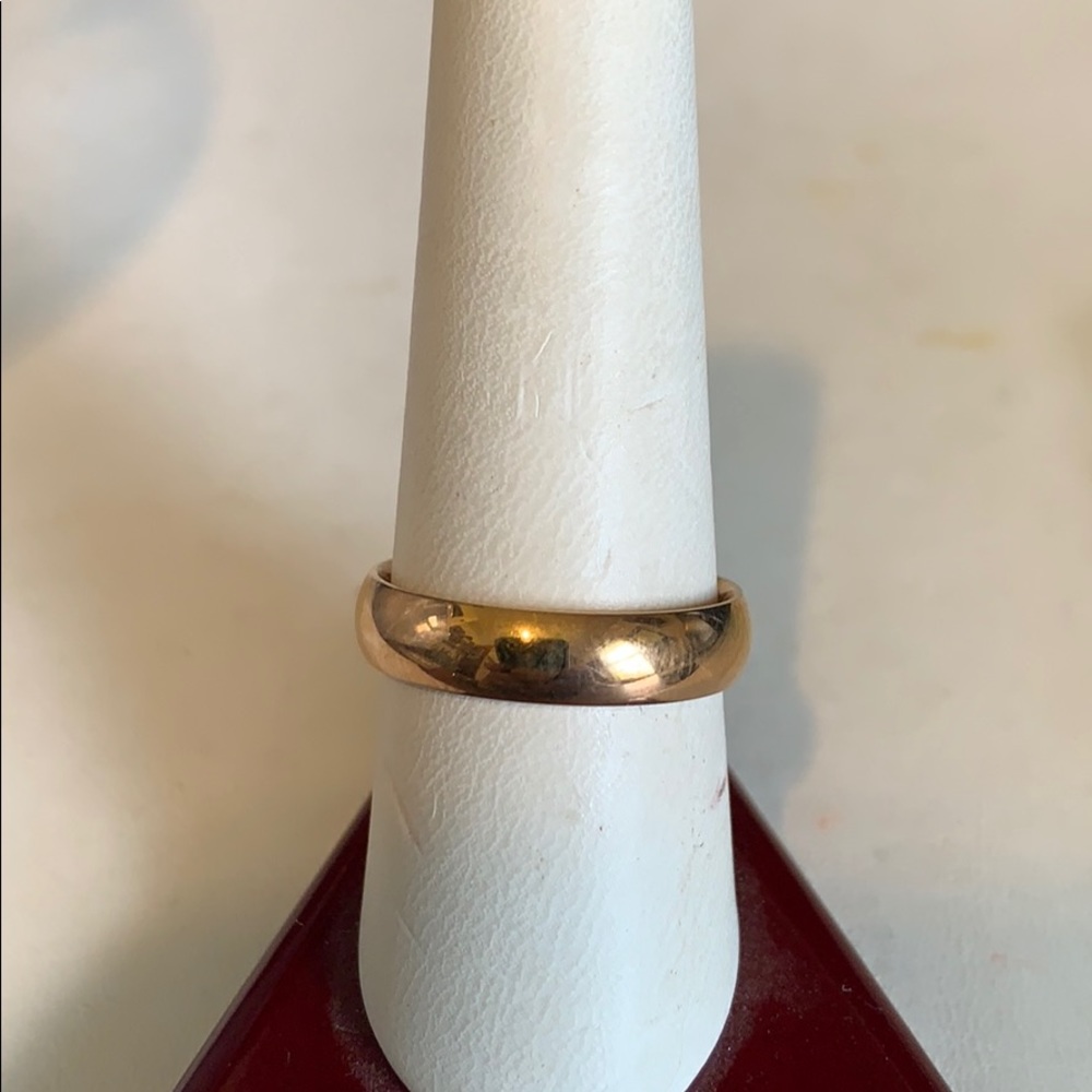 Plain gold color band